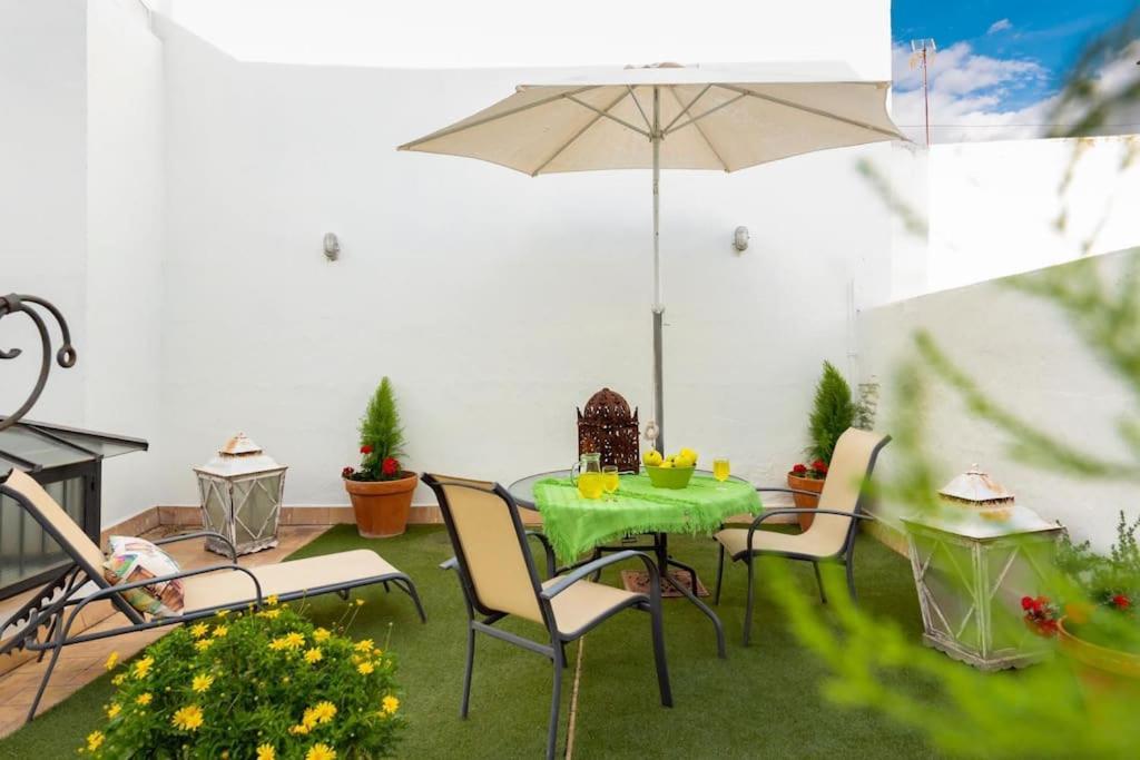 Nueva Casa Boutique En El Centro De Sevilla Kültér fotó