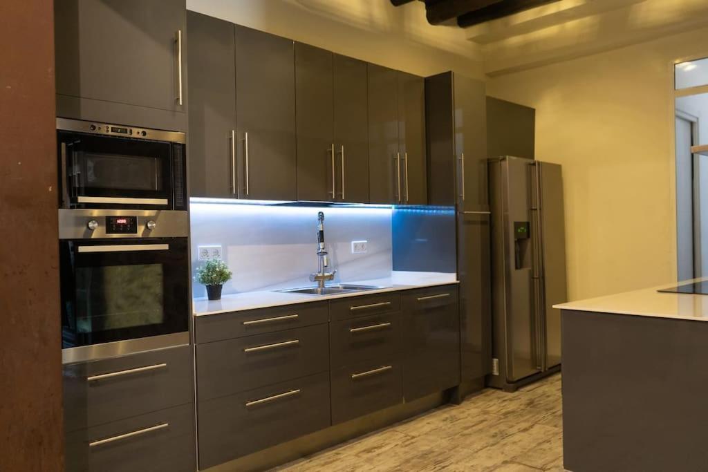 Nueva Casa Boutique En El Centro De Sevilla Kültér fotó